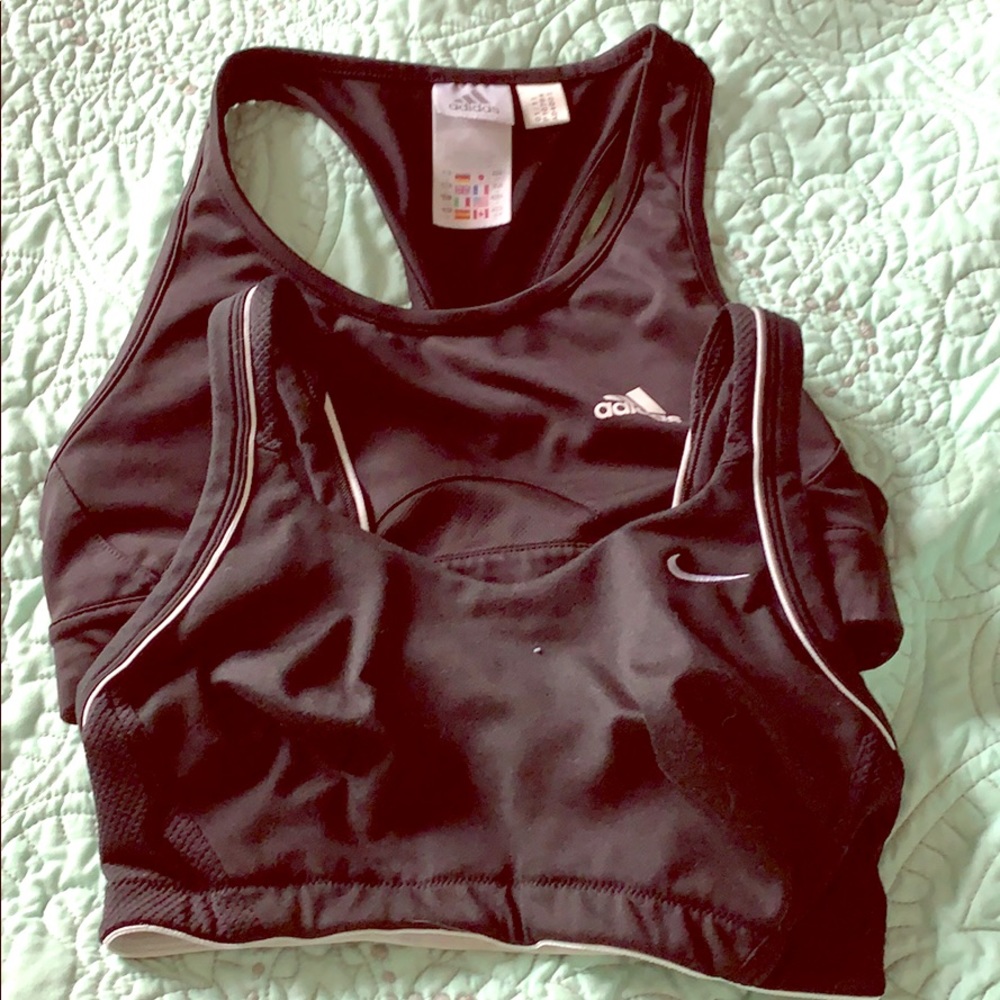 Black sports bras ( 2 - Small )